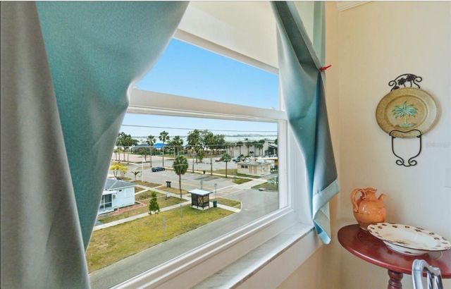 3128 59TH STREET S 401, Gulfport, FL 33707