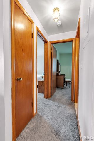 1176 Indian Church Road 27, West Seneca, NY 14224