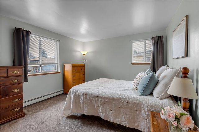 1176 Indian Church Road 27, West Seneca, NY 14224