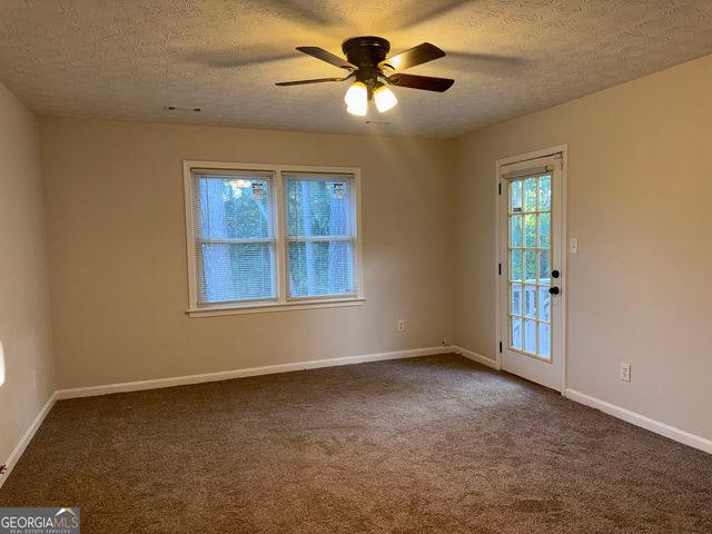1052 Terance Avenue, Jonesboro, GA 30238