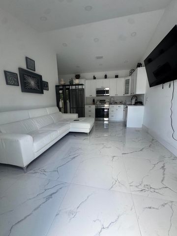 230 NE 14TH, Pompano Beach, FL 33060