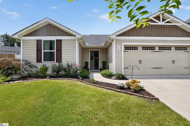 744 Parkside Drive, Woodruff, SC 29388