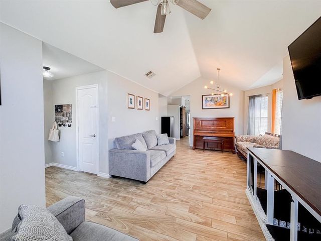5832 Mustang Trail, Tyler, TX 75707