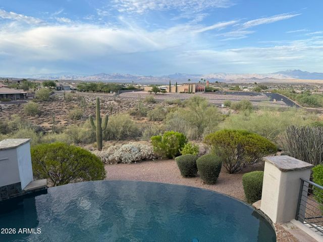 12558 N FOUNTAIN HILLS Boulevard, Fountain Hills, AZ 85268