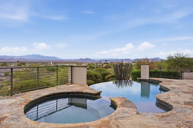12558 N FOUNTAIN HILLS Boulevard, Fountain Hills, AZ 85268