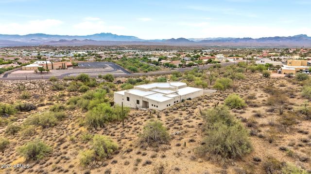12558 N FOUNTAIN HILLS Boulevard, Fountain Hills, AZ 85268