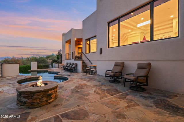 12558 N FOUNTAIN HILLS Boulevard, Fountain Hills, AZ 85268