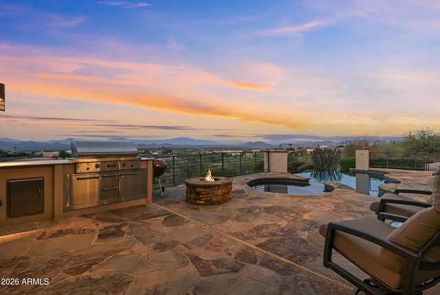 12558 N FOUNTAIN HILLS Boulevard, Fountain Hills, AZ 85268