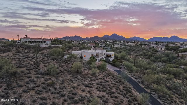 12558 N FOUNTAIN HILLS Boulevard, Fountain Hills, AZ 85268
