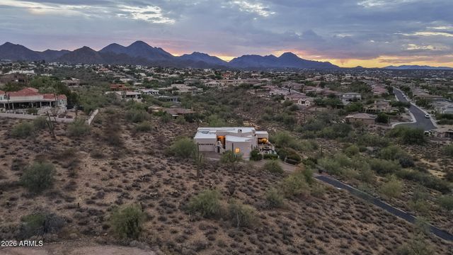 12558 N FOUNTAIN HILLS Boulevard, Fountain Hills, AZ 85268