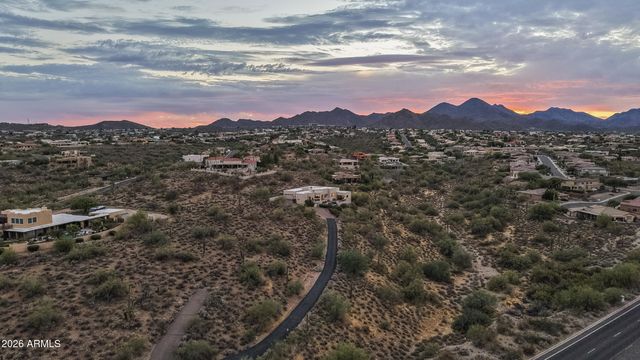 12558 N FOUNTAIN HILLS Boulevard, Fountain Hills, AZ 85268