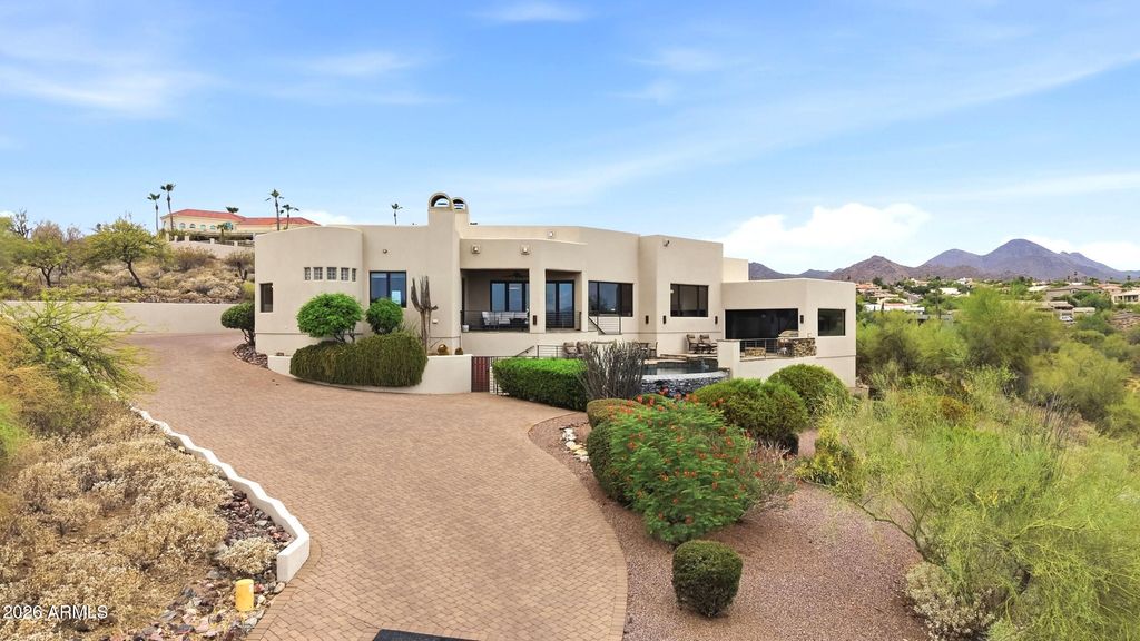 12558 N FOUNTAIN HILLS Boulevard, Fountain Hills, AZ 85268 — photo 2