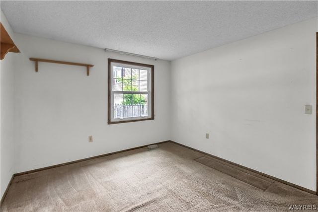 1367 Vanderbilt Avenue, North Tonawanda, NY 14120