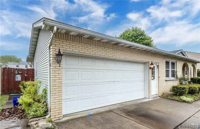 1367 Vanderbilt Avenue, North Tonawanda, NY 14120
