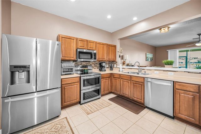 10155 HAVERHILL RIDGE DRIVE, Riverview, FL 33578