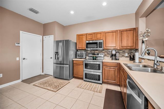 10155 HAVERHILL RIDGE DRIVE, Riverview, FL 33578