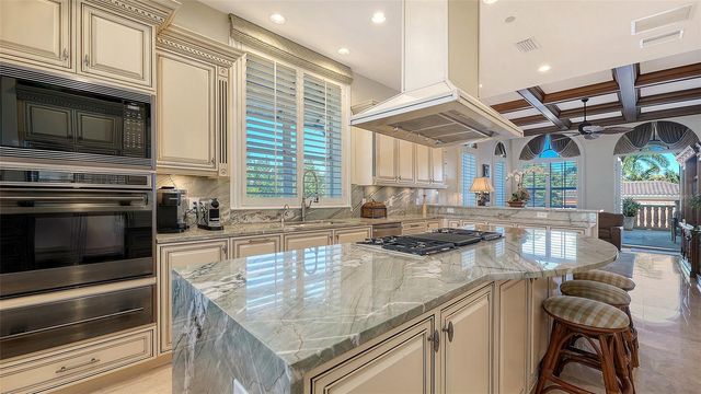 4127 GULF OF MEXICO DRIVE N102, Longboat Key, FL 34228