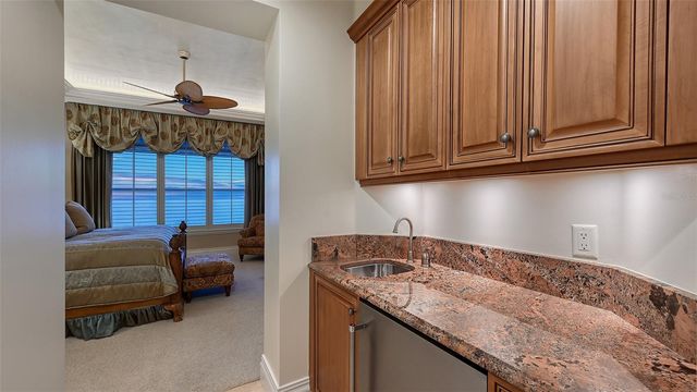 4127 GULF OF MEXICO DRIVE N102, Longboat Key, FL 34228