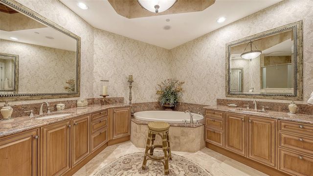 4127 GULF OF MEXICO DRIVE N102, Longboat Key, FL 34228