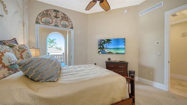4127 GULF OF MEXICO DRIVE N102, Longboat Key, FL 34228