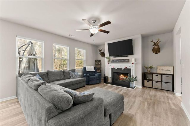 195 Cedar Drive, Pendergrass, GA 30567