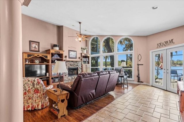 8386 AUSTIN ROAD, Melrose, FL 32666
