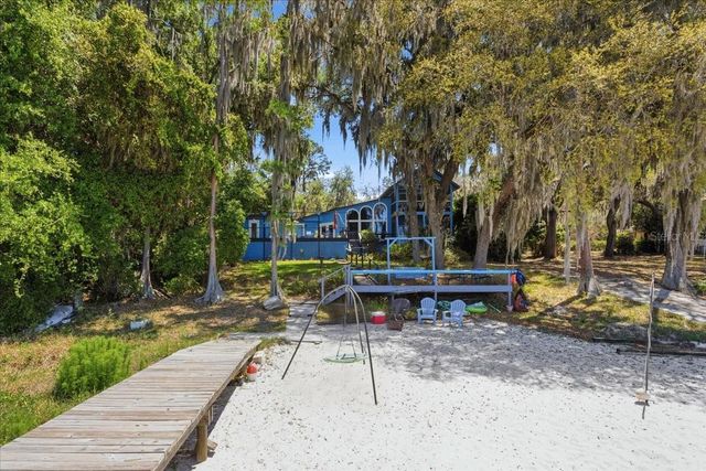 8386 AUSTIN ROAD, Melrose, FL 32666