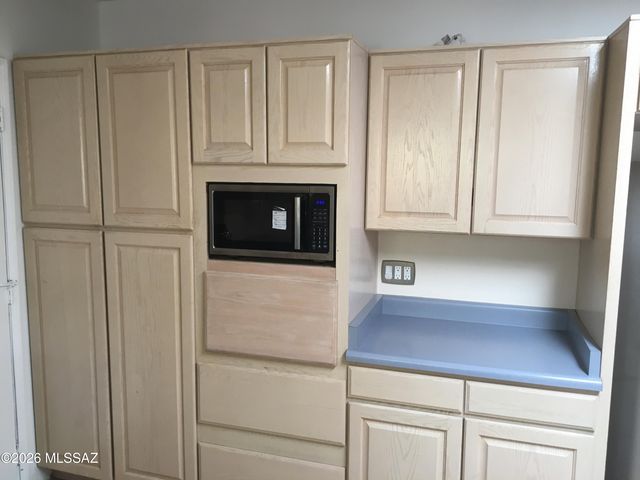 1301 N Painted Hills Road, Tucson, AZ 85745