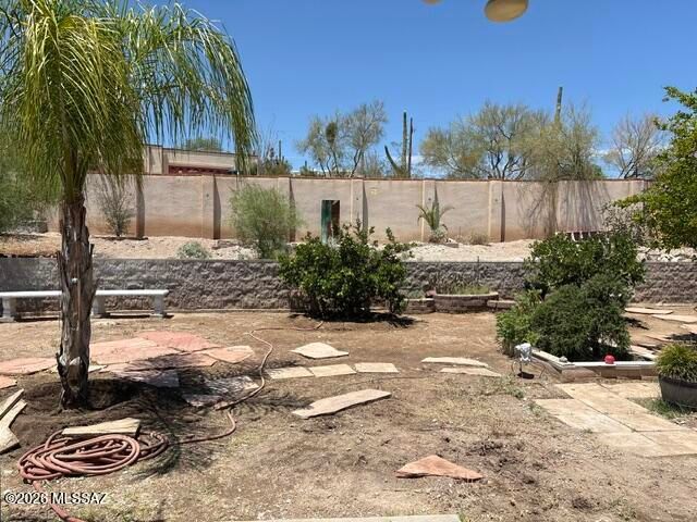 1301 N Painted Hills Road, Tucson, AZ 85745