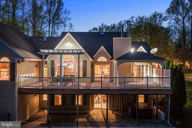 8 CLIFF CT, Sewell, NJ 08080