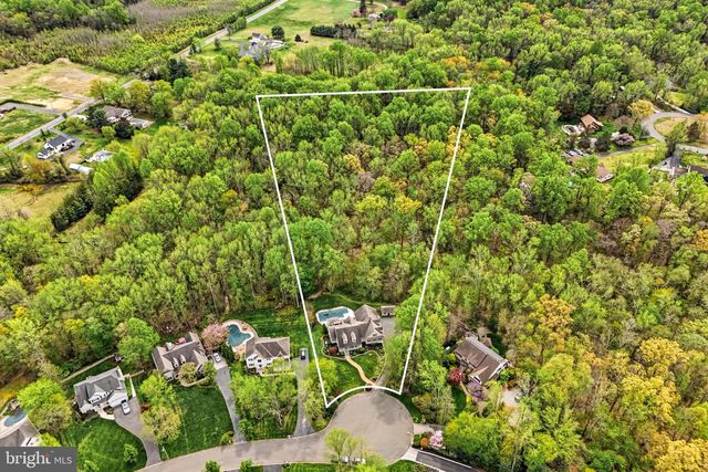 8 CLIFF CT, Sewell, NJ 08080