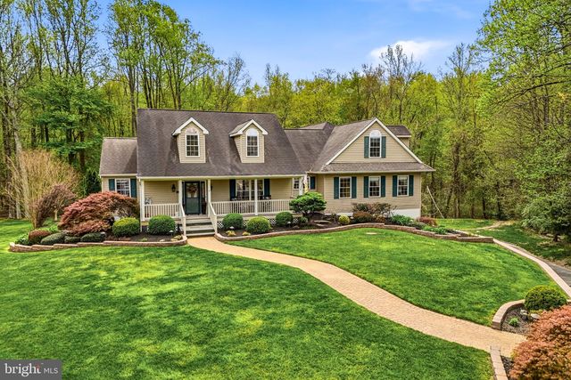 8 CLIFF CT, Sewell, NJ 08080