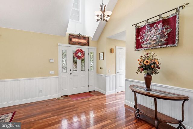 8 CLIFF CT, Sewell, NJ 08080