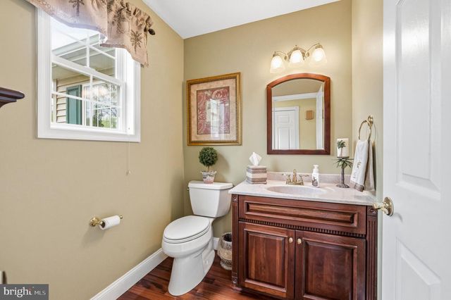 8 CLIFF CT, Sewell, NJ 08080