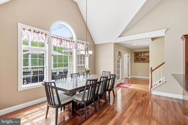 8 CLIFF CT, Sewell, NJ 08080