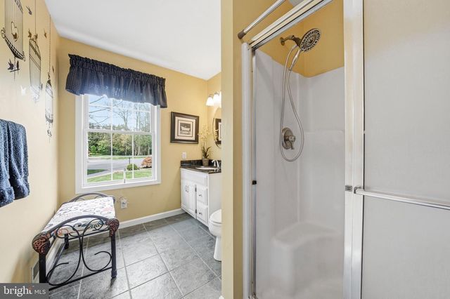 8 CLIFF CT, Sewell, NJ 08080