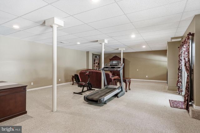 8 CLIFF CT, Sewell, NJ 08080