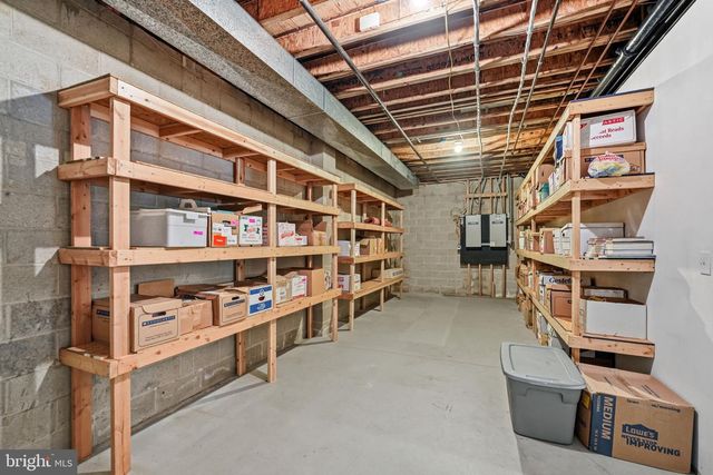 8 CLIFF CT, Sewell, NJ 08080