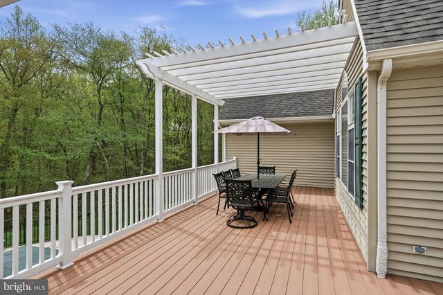 8 CLIFF CT, Sewell, NJ 08080