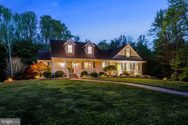 8 CLIFF CT, Sewell, NJ 08080