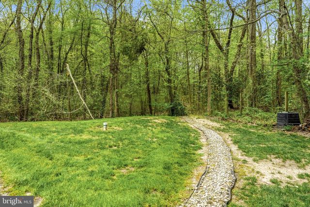 8 CLIFF CT, Sewell, NJ 08080