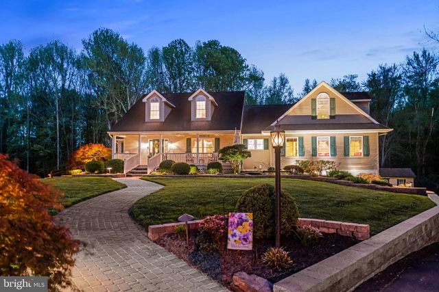 8 CLIFF CT, Sewell, NJ 08080