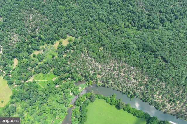200 AC ON CACAPON RIVER & GW NATIONAL FOREST, Yellow Spring, WV 26865
