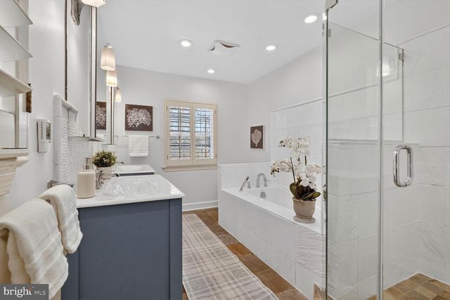 3262 ABERFOYLE PL NW, Washington, DC 20015