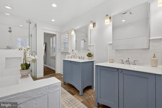 3262 ABERFOYLE PL NW, Washington, DC 20015