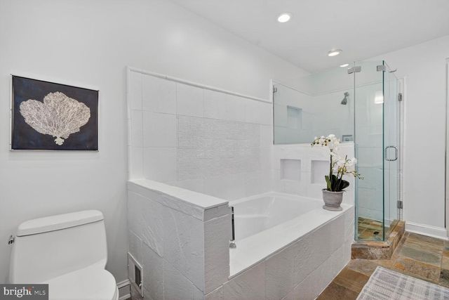 3262 ABERFOYLE PL NW, Washington, DC 20015