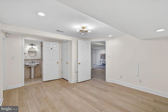 3262 ABERFOYLE PL NW, Washington, DC 20015