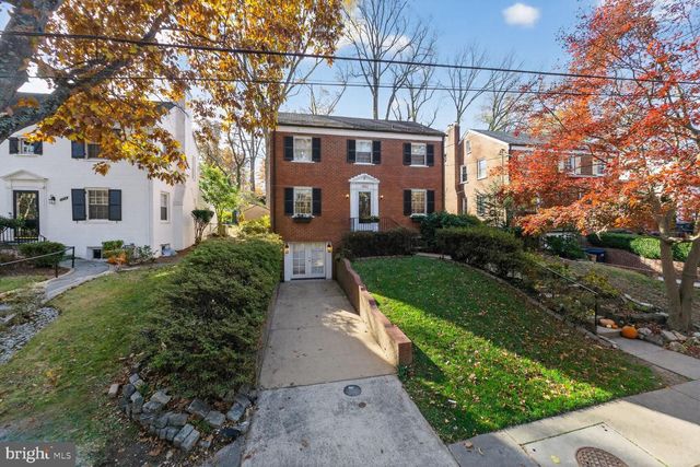 3262 ABERFOYLE PL NW, Washington, DC 20015