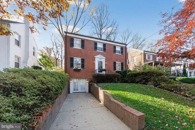 3262 ABERFOYLE PL NW, Washington, DC 20015