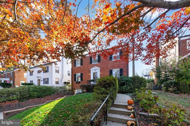 3262 ABERFOYLE PL NW, Washington, DC 20015